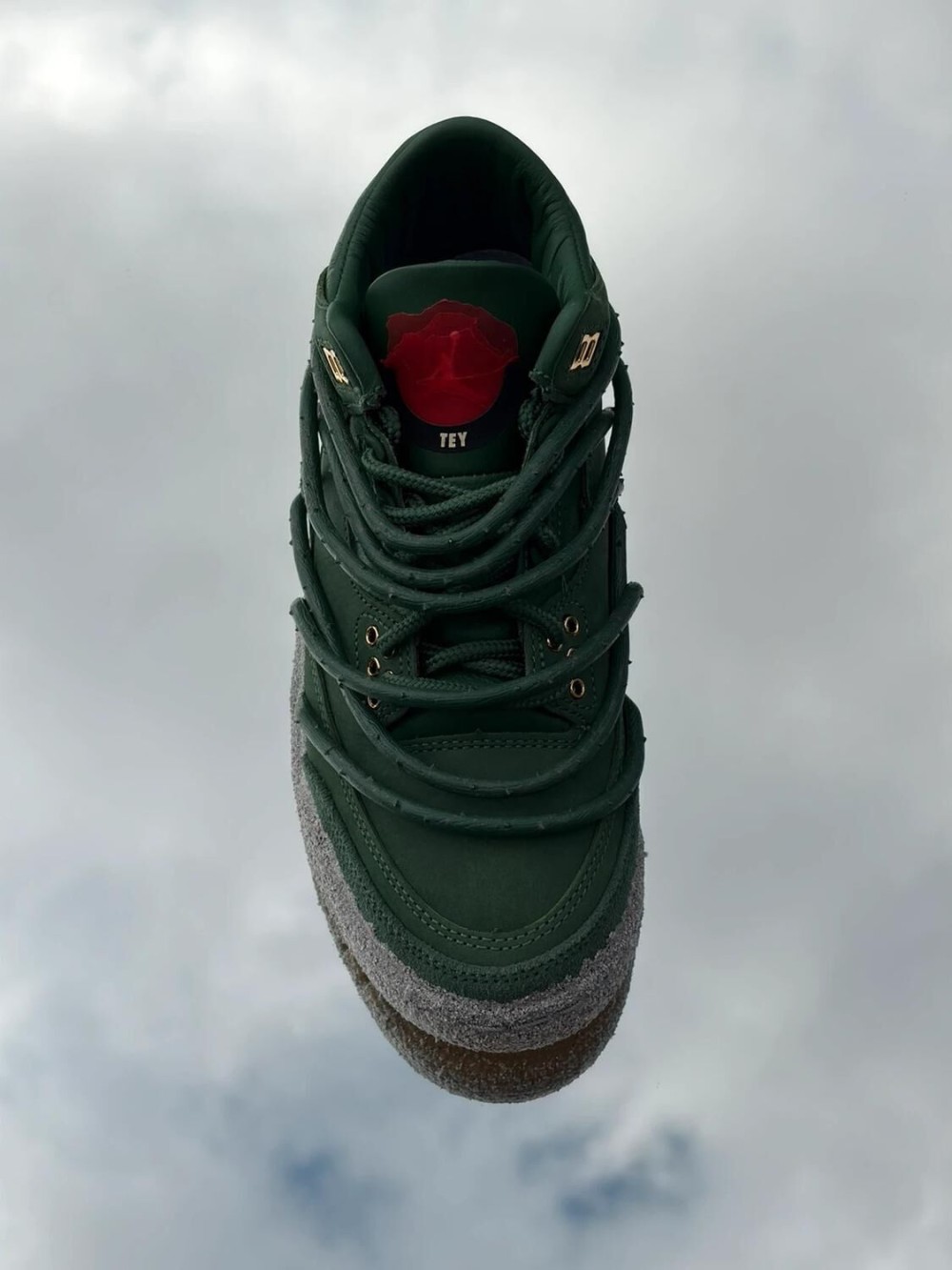 Air Jordan 3 Retro OG SP Contrete Rose X Teyana Taylor Fire Red Gorge Green - Taille 35,5
