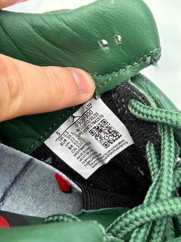 Air Jordan 3 Retro OG SP Contrete Rose X Teyana Taylor Fire Red Gorge Green - Taille 35,5 2