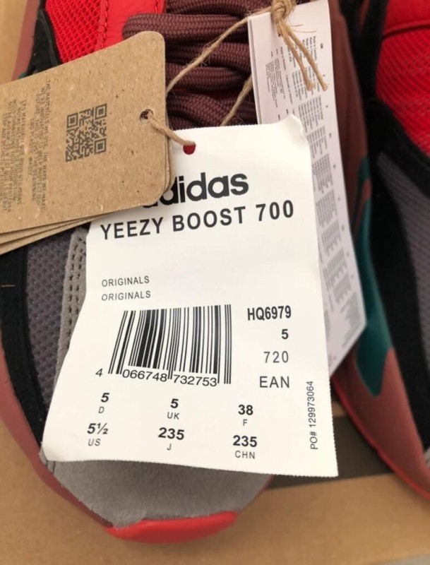adidas yeezy boost 700 2