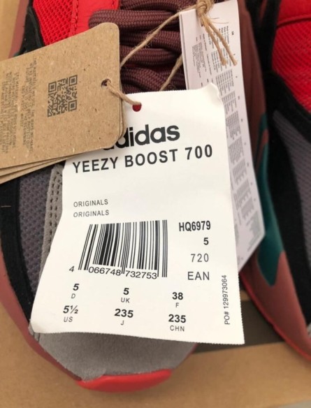 adidas yeezy boost 700