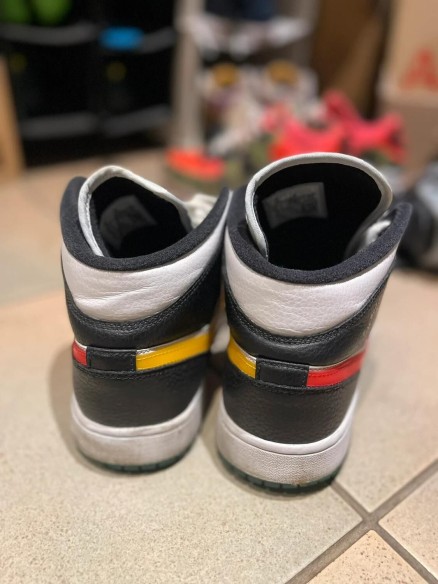 Jordan 1 Reverse Swoosh Portées