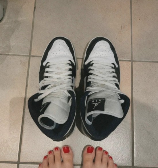Jordan 1 Reverse Swoosh Portées