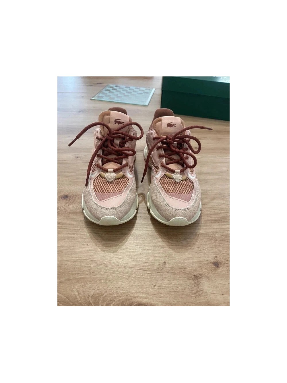 Basket Lacoste Neo 125 taille 41 comme neuve