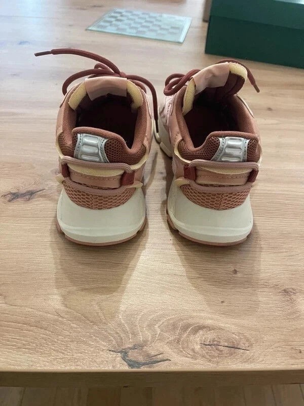 Basket Lacoste Neo 125 taille 41 comme neuve 2