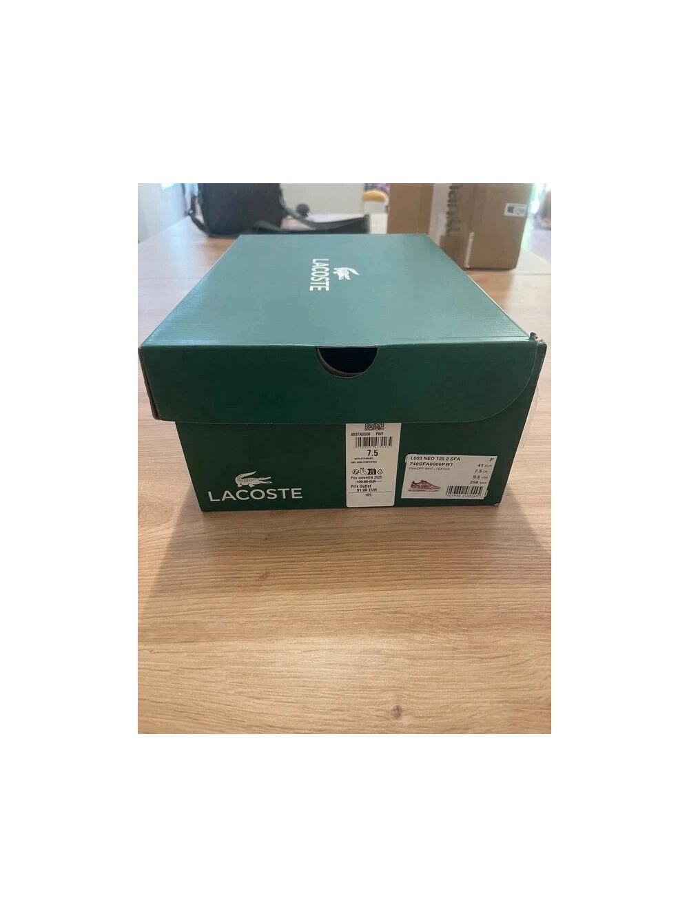 Basket Lacoste Neo 125 taille 41 comme neuve