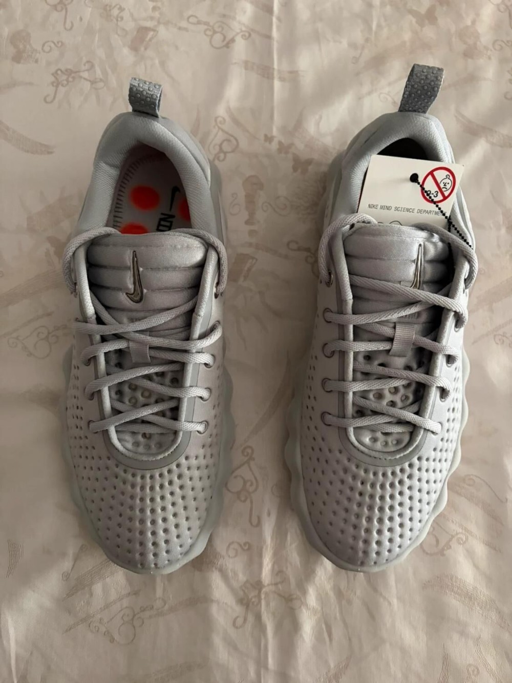 Nike Mind 002 Light Smoke Grey Women - 40