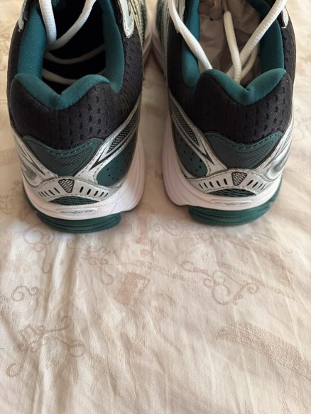 Saucony Progrid Omni 9 Green And Black