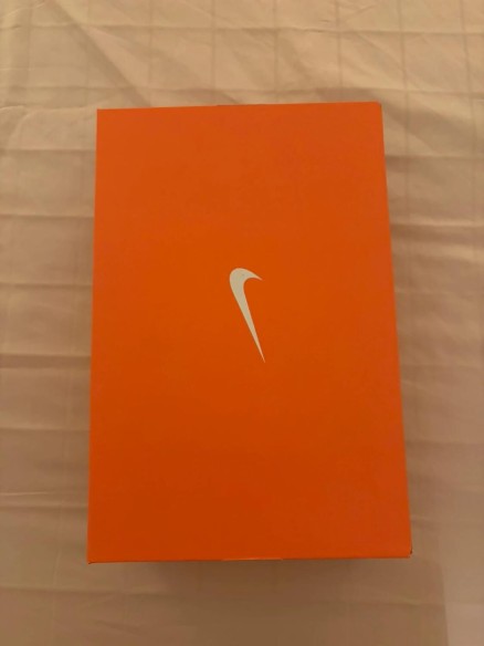 Nike Mind 001 Solar Red