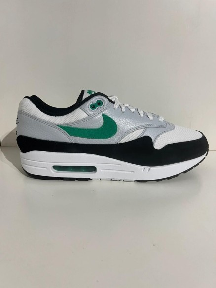 Nike Air Max 1 White Black Stadium Green
