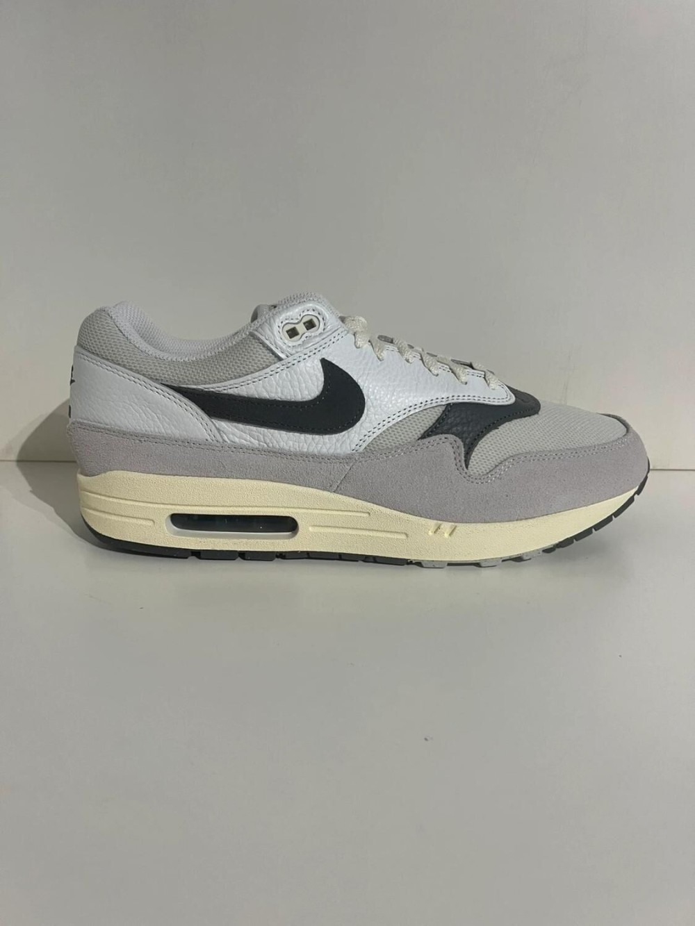 Nike Air Max 1 light bone iron grey