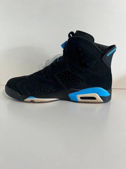 Nike Air Jordan 6 UNC