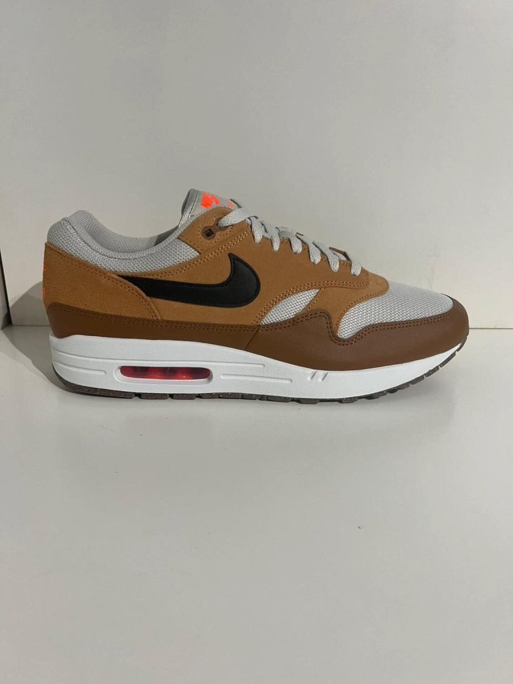 Nike Air Max 1 British Tan Light Bone