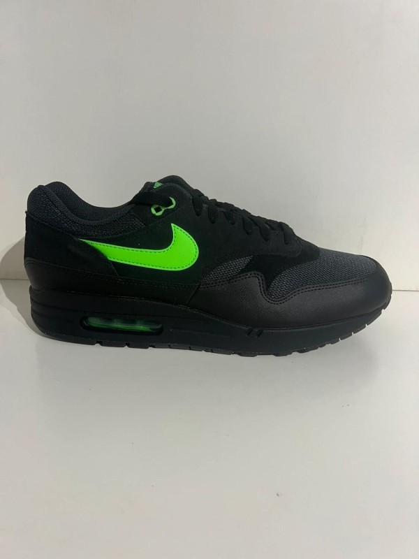 Nike Air Max 1 Essential Black Green Strike 2