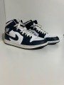 Nike Air Jordan 1 mid White Metallic Gold Obsidian