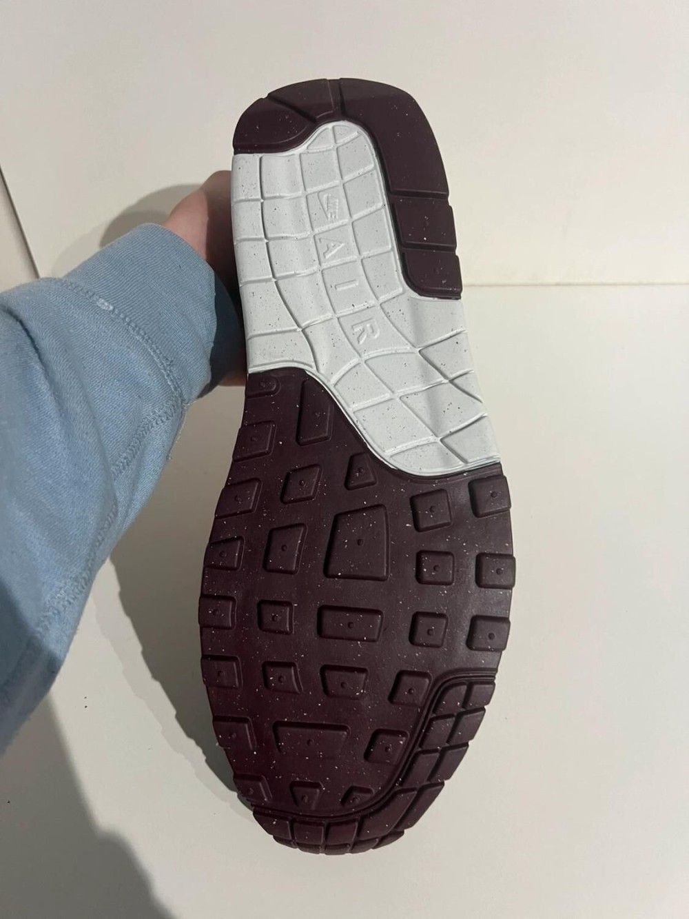Nike Air Max 1 Burgundy Crush