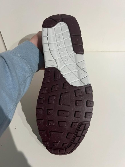 Nike Air Max 1 Burgundy Crush