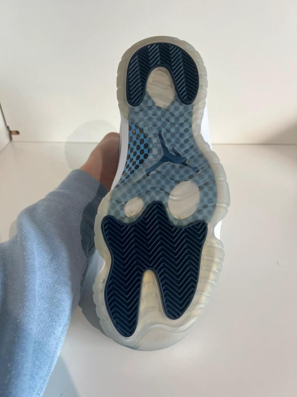 Nike Air Jordan 11 UNC Win like 82 2