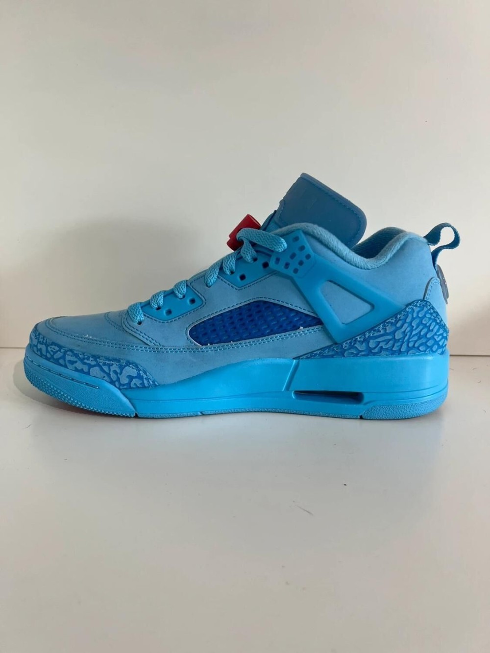 Jordan Spizike low Houston Oilers