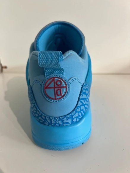 Jordan Spizike low Houston Oilers