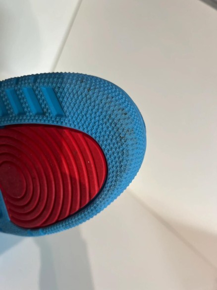 Jordan Spizike low Houston Oilers