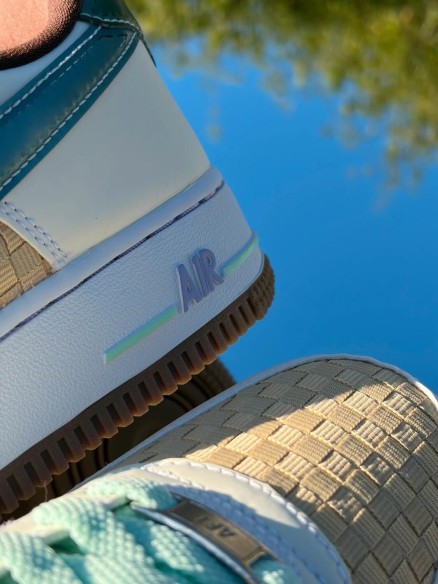 Nike Air Force 1 Low Retro QS Easter Basket Summit White Glacier Blue - Taille 39