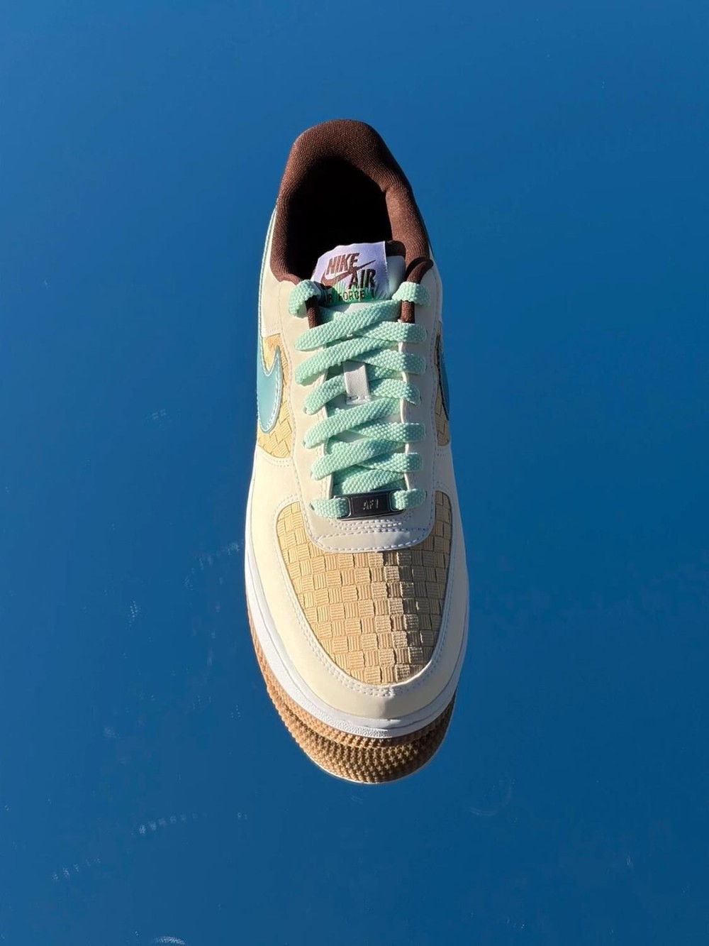 Nike Air Force 1 Low Retro QS Easter Basket Summit White Glacier Blue - Taille 39