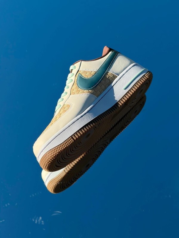 Nike Air Force 1 Low Retro QS Easter Basket Summit White Glacier Blue - Taille 39 2