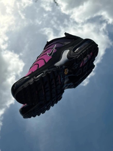 Nike Air Max Plus Pink Black Peony Metallic Silver - Taille 38