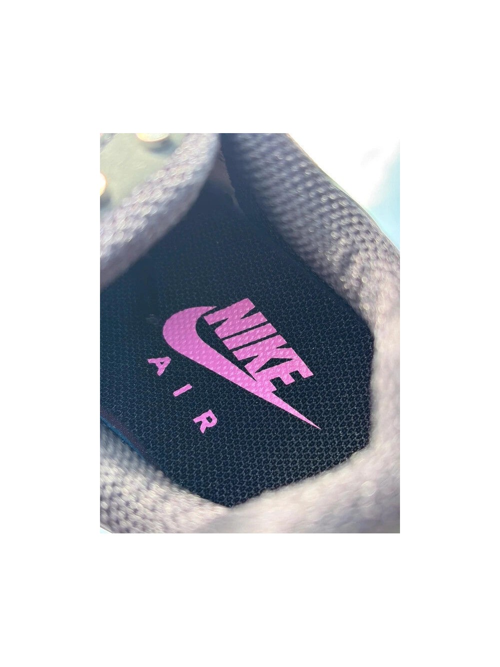 Nike Air Max Plus Pink Black Peony Metallic Silver - Taille 38