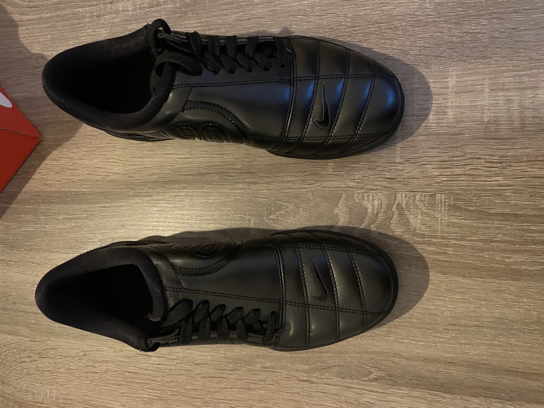 Nike Total 90 noires – Pointure 41 2