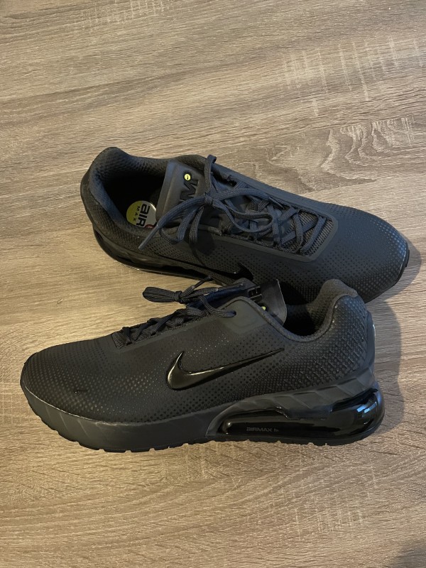 Nike Air Max Phoenix noires – Neuves – Taille 42,5 2