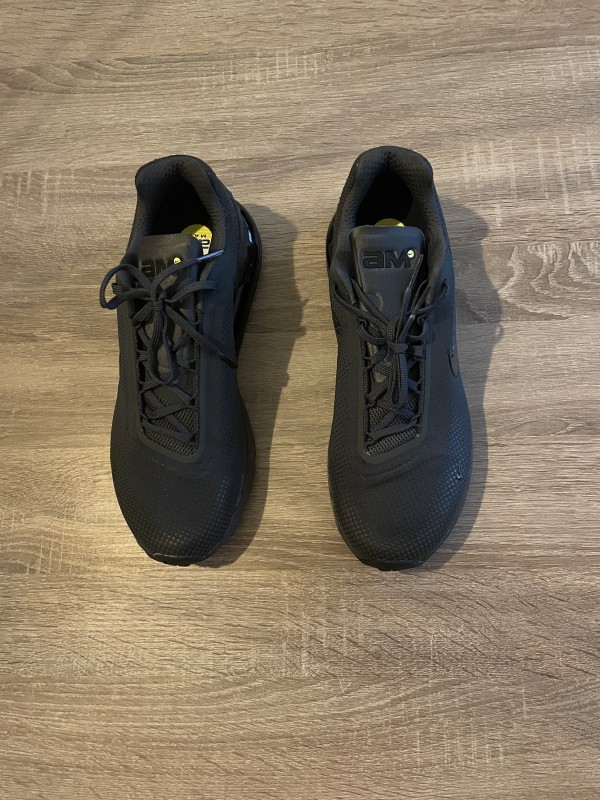 Nike Air Max Phoenix noires – Neuves – Taille 42,5 2
