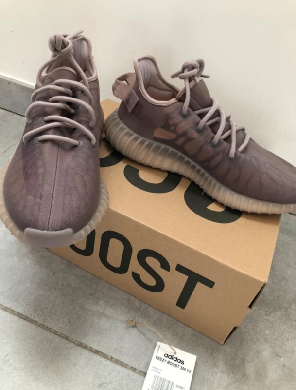 adidas Yeezy 350 2