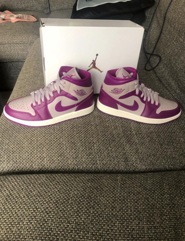 Nike Air Jordan 1