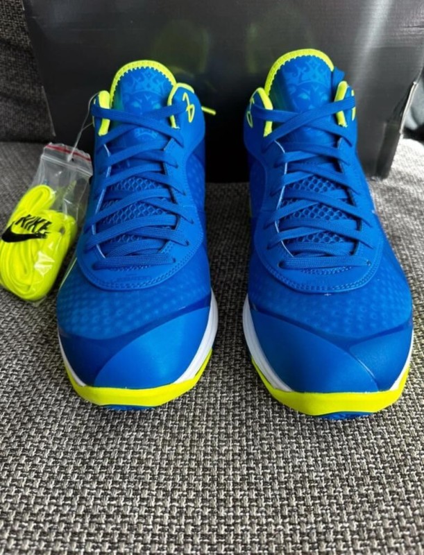 Nike air Lebron 8 v2 2