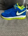Nike air Lebron 8 v2