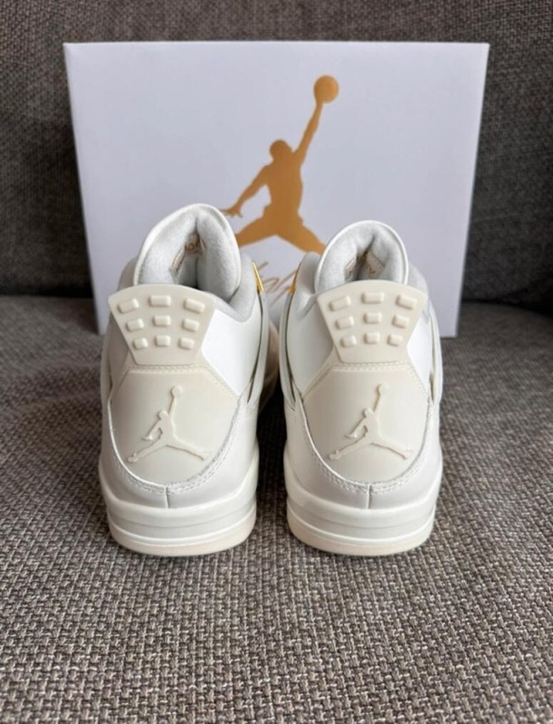 Nike air jordan 4 2