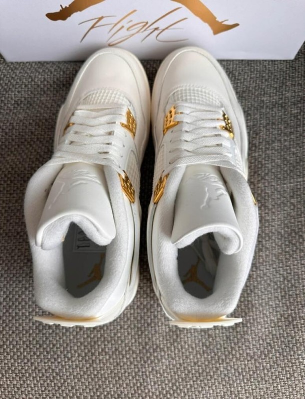 Nike air jordan 4 2