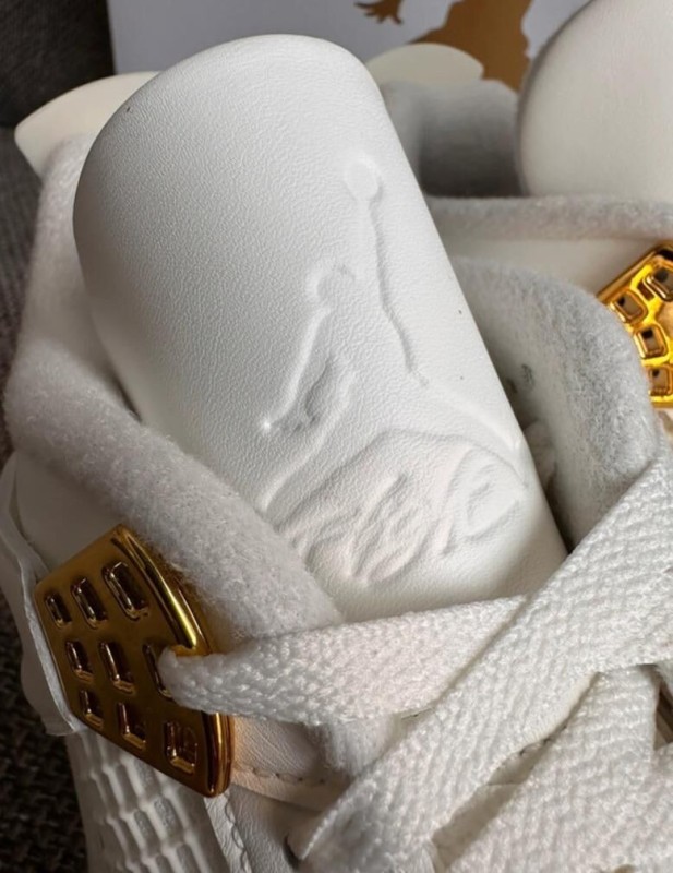 Nike air jordan 4 2