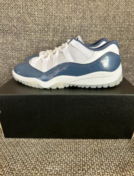 Nike air jordan 11
