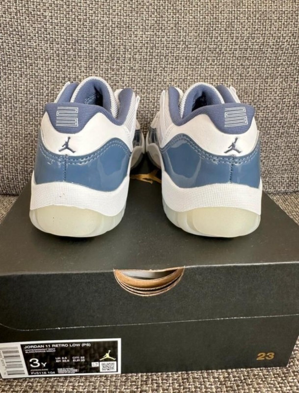 Nike air jordan 11 2