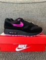 Nike air max 1 valentine's day