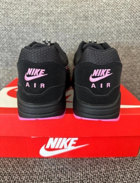 Nike air max 1 valentine's day