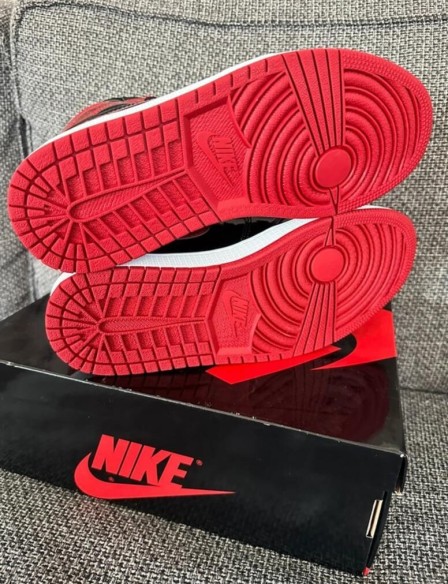 Nike air jordan 1 bred patent