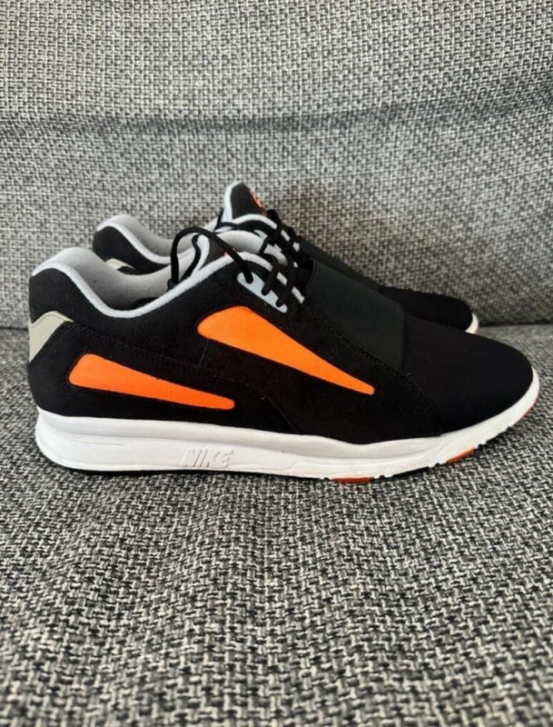 Nike air current