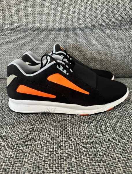Nike air current