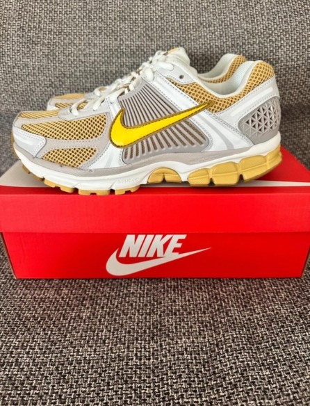 Nike zoom vomero 5