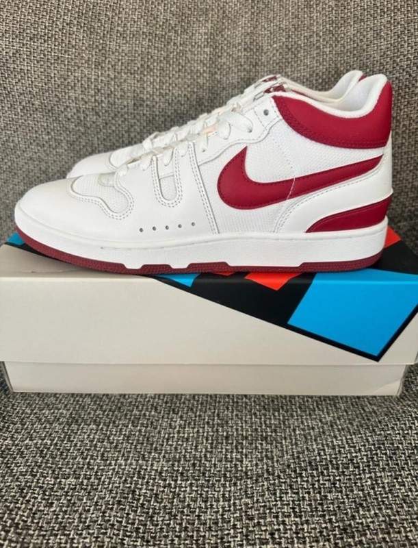 Nike attack QS 2