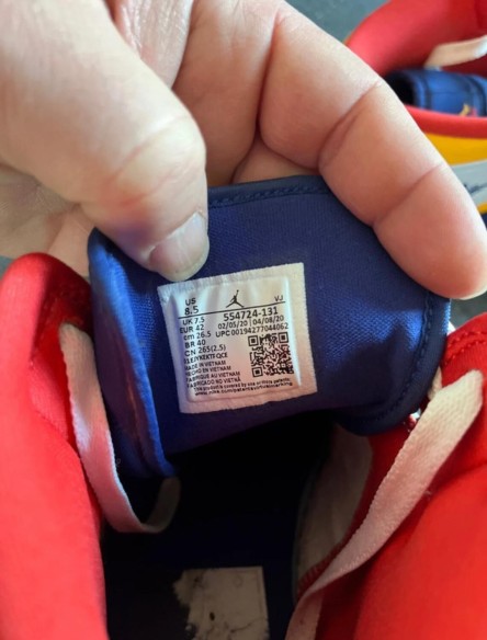 Jordan 1 mid bleu royal laser orange