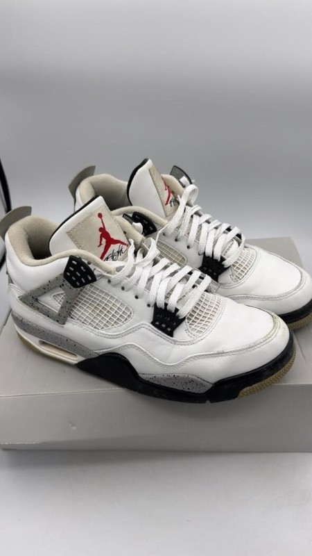 Jordan 4 White Cement (2016)